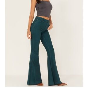 Shyanne Women's High Rise Super Flare Jeans VGUC Size 34 x 34. Deep Teal.